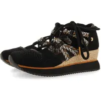 Gioseppo Iona Sandaler