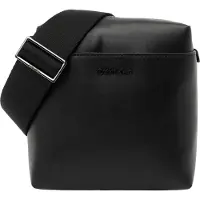 Calvin Klein Nero Poliuretano Herraxelväska