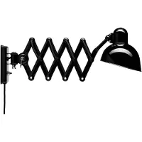 Fritz Hansen - Kaiser Idell vägglampa med stickkontakt, svart