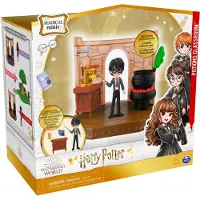 Harry Potter Wizarding World Magical Minis Potions Klassrum med exklusiv -figur och tillbehr Barnleksaker fr ldrarna 5 och uppt