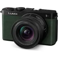 Panasonic Lumix S9 kamera grön + 18-40mm f/4,5-6,3 (DC-S9NE-G)