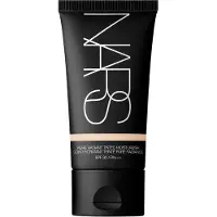 Nars Pure Radiant Tinted Moisturizer SPF30