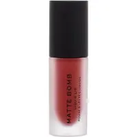 Makeup revolution Matte Bomb Flytande Läppstift #lure Röd 4,60 ml