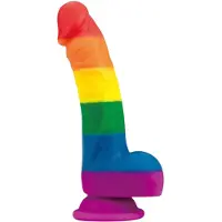 Lovetoy Prider - realistisk dildo - silikon - 19cm regnbågsfärgad