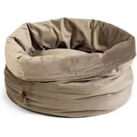 Designed By Lotte Fluco Kattsäng