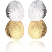 Lumoava Lily örhängen L54257910000