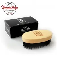 1541 London Miniature Beard Brush Beechwood
