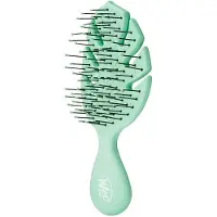 The Wet Brush Go Green Mini Detangler Green