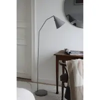 Markslöjd LED golvlampa Funil, dimbar, Aluminium / grå / zink, Vardagsrum / matsal, Metall, Modern, LED-golvlampa