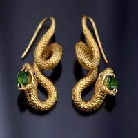 Wucifang Jewelry Crystal Snake Stud örhängen ,Gyllene mode örhängen för kvinnor Cubic Zirconia orm örhängen Trendiga smycken presenter