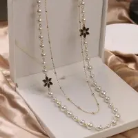 VY-SX Vintage Lady Camellia Pearls Blomma Långt Halsband Kedja Elegant Dubbla Lager Modesmycken För Kvinnor Party Collares de moda