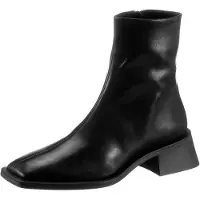Vagabond SHOEMAKERS Stövlett 'Blanca' svart