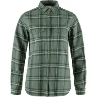 Fjällräven - Varumärken - Övik Heavy Flannel Shirt W Patina Green Deep Patina för UnisexBomull - Storlek XS - Grön