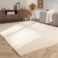 NATURL. Fluffig matta | Wish gräddvit hos Volero | 120x170cm | Polypropen | Enfärgad | Rektangulär | Hög lugg