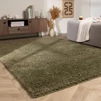 NATURL. Fluffig matta | Wish grön hos Volero | 160x230cm | Polypropen | Enfärgad | Rektangulär | Hög lugg