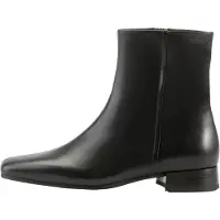 Vagabond SHOEMAKERS Ankelboots 'Mona' svart