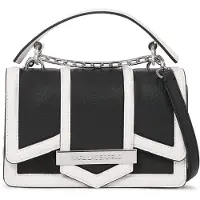 Karl Lagerfeld Handväska 'Essentials' svart
