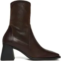 Vagabond SHOEMAKERS Stövlett 'Hedda' choklad / mörkbrun