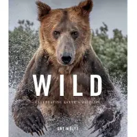 Bookoutlet Wild Lives (inbunden, eng)