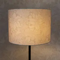 PR Home Golvlampa Amy, Creme / bärnsten, Vardagsrum / matsal, Textil / tyger / siden, Golvlampa