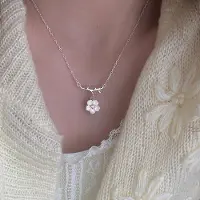 YIRAN Jewelry 925 Sterling Silver Körsbärsblommor Berlock Hängen Halsband För Kvinnor Flickor Uttalande Smycken Dz025