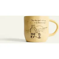 Fyrklövern Nalle Puh mugg Favorite Day 30 cl, Gul