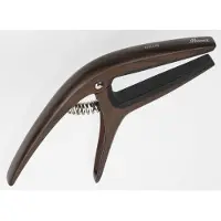 Ibanez ICGC10W Universal Kapo Wood Capo för klassisk gitarr