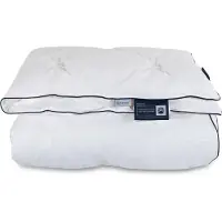 Nordic comfort Silketäcke - Fylligt helårstäcke - 150x210 cm - - Tvättbart silketäcke
