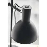 Halo Design Golvlampa , Svart, Vardagsrum, Metall