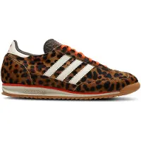 Adidas Låg sneaker 'SL 72' brun / karamell / svart / vit