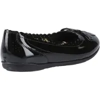 Hush puppies Lillie Ballerina Patent Lädertjejers Svarta Balettlägenheter