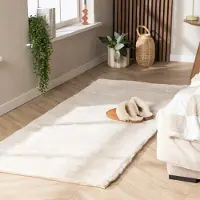NATURL. Fluffig löpare | Comfy Supreme gräddvit hos Volero | 80x180 cm | Polyester | Enfärgad | Löpare | Hög lugg