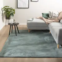 NATURL. Tvättbar matta | Cozy grön hos Volero | 80x140 cm | Polyester | Enfärgad | Rektangulär | Låg lugg