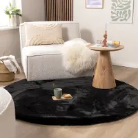 NATURL. Rund fluffig matta | Comfy Supreme svart hos Volero | Ø 100 cm | Polyester | Enfärgad | Rund | Hög lugg