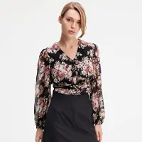 S&J Weekends Kort blus med blommönster