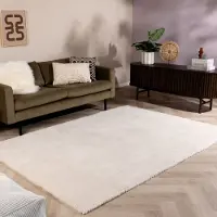 NATURL. Mjuk matta | Teddy gräddvit hos Volero | 140x200cm | Polyester | Enfärgad | Rektangulär | Hög lugg