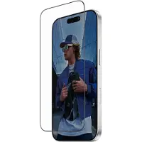 PanzerGlass iPhone 17/16 Pro Ultra-Wide Fit m. FastFit In-A-Box skärmskydd - 9H - Svart kant