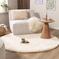NATURL. Rund fluffig matta | Comfy Supreme gräddvit hos Volero | Ø 80 cm | Polyester | Enfärgad | Rund | Hög lugg