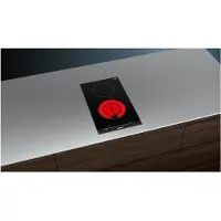 Siemens iQ300 ET375FFP1E - Keramisk häll - 2 kokplattor - Fördjupning - bredd: 27 cm - djup: 49 cm - med sidokanter i rostfritt stål, - med fasetterad framkant - borstad aluminium/svart