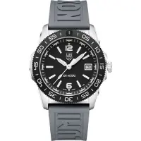 Luminox Xs.ca22m 44mm 20atm Quartz Analogical Klocka