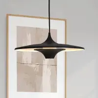 VIOKEF Pendellampa Rene, Svart, Vardagsrum / matsal, Metall, Modern