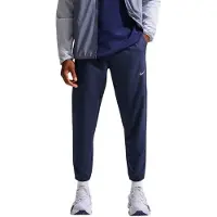 Nike Challenger, storlek Medium