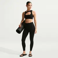 Nike Zenvy, storlek Medium