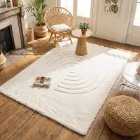 FRAAI Fluffig matta | Carvy Curves gräddvit hos Volero | 160x230 cm | Polyester | Ränder | Rektangulär | Hög lugg