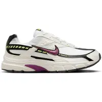 Nike Initiator