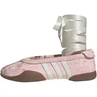 Adidas Låg sneaker 'Taekwondo Mei' rosa / gammalrosa / vit