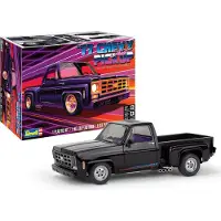 Wittmax 76 Chevy squarebody street truck 1:24