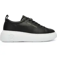 Armani Exchange för kvinnor. XW002790AF11912UC001 Sneakers i slät läder med tjock sula och präglad svart logotyp (38), Hud, 1 till 3 cm,