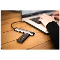 Verbatim Keypad Secure - USB flash-enhet - krypterat - 64 GB - USB-C 3.1