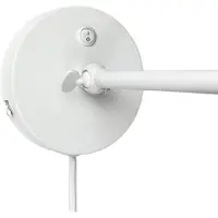 Dyberg Larsen Vägglampa Futura, Vitt / opal, Vardagsrum / matsal, Metall, Skandinavisk, Vägglampa, vägglampa inomhus